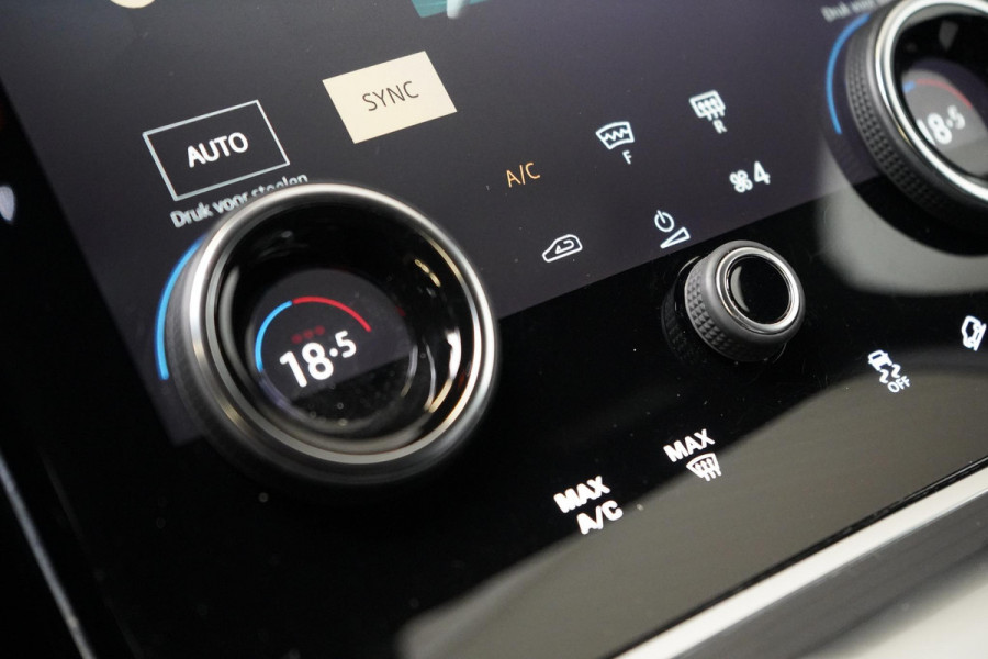 Land Rover Range Rover Evoque 1.5 P300e AWD R-Dynamic SE | SoH 91,5% | Navigatie | Carplay | Trekhaak | Lm velgen