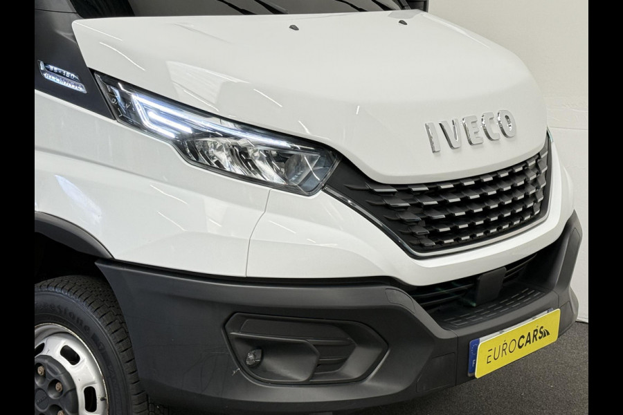 Iveco Daily 35C16V 2.3 352 L2H2 Automaat Dubbellucht Airco Cruise Control Parkeersensoren