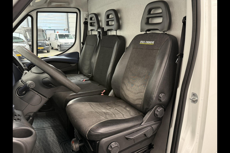 Iveco Daily 35C16V 2.3 352 L2H2 Automaat Dubbellucht Airco Cruise Control Parkeersensoren
