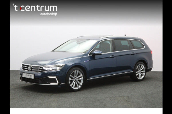 Volkswagen Passat Variant 218 PK 1.4 TSI PHEV GTE Business PHEV, Panoramadak, Trekhaak, Memory, Leder