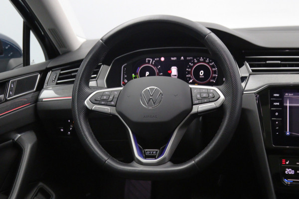 Volkswagen Passat Variant 218 PK 1.4 TSI PHEV GTE Business PHEV, Panoramadak, Trekhaak, Memory, Leder