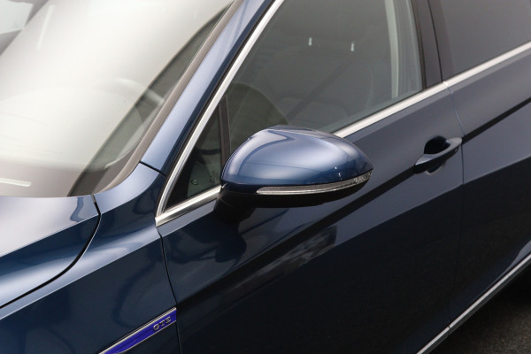 Volkswagen Passat Variant 218 PK 1.4 TSI PHEV GTE Business PHEV, Panoramadak, Trekhaak, Memory, Leder