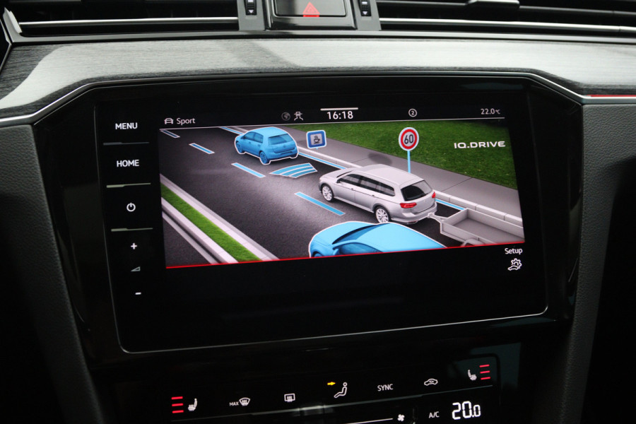 Volkswagen Passat Variant 218 PK 1.4 TSI PHEV GTE Business PHEV, Panoramadak, Trekhaak, Memory, Leder