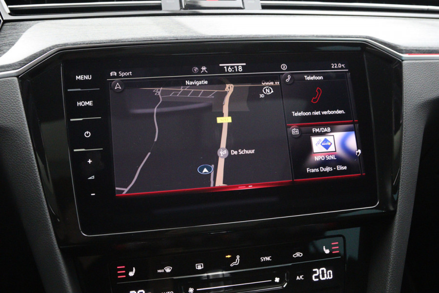 Volkswagen Passat Variant 218 PK 1.4 TSI PHEV GTE Business PHEV, Panoramadak, Trekhaak, Memory, Leder