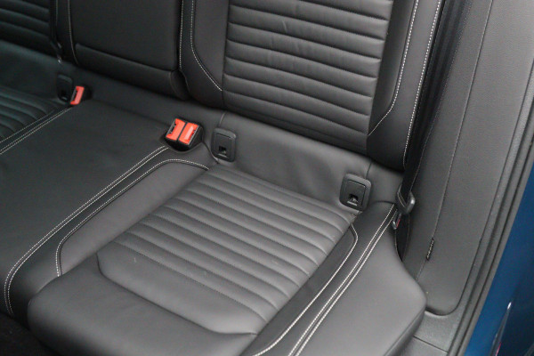 Volkswagen Passat Variant 218 PK 1.4 TSI PHEV GTE Business PHEV, Panoramadak, Trekhaak, Memory, Leder