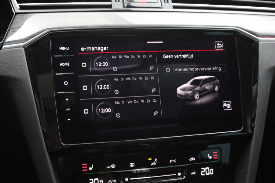 Volkswagen Passat Variant 218 PK 1.4 TSI PHEV GTE Business PHEV, Panoramadak, Trekhaak, Memory, Leder