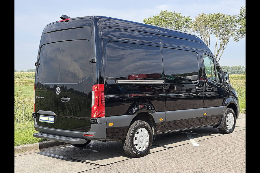 Mercedes-Benz Sprinter 317 1.9 CDI L2H2 RWD Cruise Control, Airco, Standkachel, Navi, Camera, Stoelverwarming, Multifuncitoneel stuur, Euro6, 170 PK