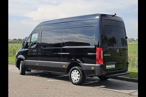 Mercedes-Benz Sprinter 317 1.9 CDI L2H2 RWD Cruise Control, Airco, Standkachel, Navi, Camera, Stoelverwarming, Multifuncitoneel stuur, Euro6, 170 PK