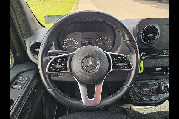 Mercedes-Benz Sprinter 317 1.9 CDI L2H2 RWD Cruise Control, Airco, Standkachel, Navi, Camera, Stoelverwarming, Multifuncitoneel stuur, Euro6, 170 PK