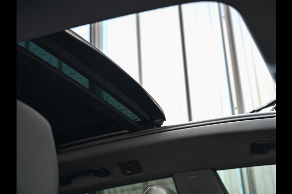 Audi Q8 60 TFSI e quattro Pro Line S Competition | Panoramadak | Stoelmassage + Ventilatie | 360 Camera | B&O | Adaptive Cruise | Luchtvering | Ambiance Interieur | Stoelverwarming V+A | Memory Seat | Trekhaak |