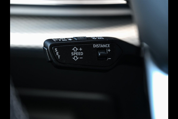 Audi Q8 60 TFSI e quattro Pro Line S Competition | Panoramadak | Stoelmassage + Ventilatie | 360 Camera | B&O | Adaptive Cruise | Luchtvering | Ambiance Interieur | Stoelverwarming V+A | Memory Seat | Trekhaak |
