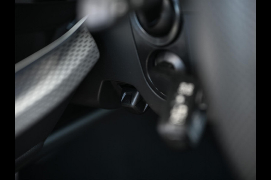 Audi Q8 60 TFSI e quattro Pro Line S Competition | Panoramadak | Stoelmassage + Ventilatie | 360 Camera | B&O | Adaptive Cruise | Luchtvering | Ambiance Interieur | Stoelverwarming V+A | Memory Seat | Trekhaak |