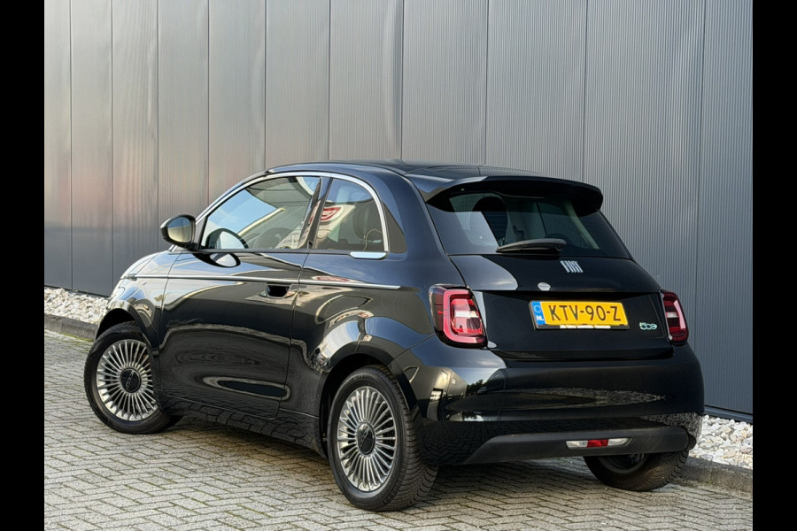 Fiat 500E Urban 42 kWh | Pack Style | Cruise control | Lane Assist | Apple Carplay/Android Auto