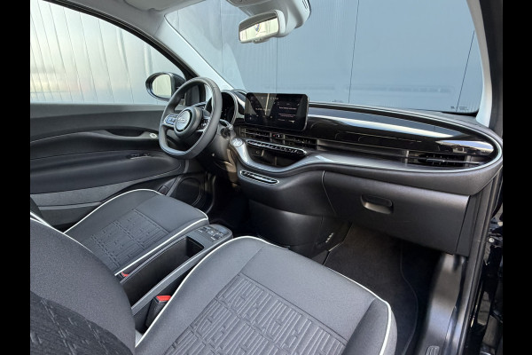 Fiat 500E Urban 42 kWh | Pack Style | Cruise control | Lane Assist | Apple Carplay/Android Auto