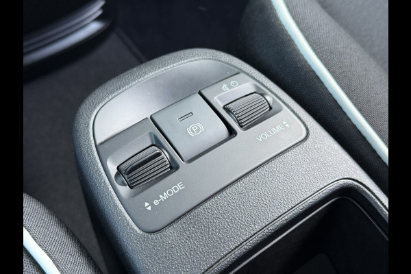Fiat 500E Urban 42 kWh | Pack Style | Cruise control | Lane Assist | Apple Carplay/Android Auto