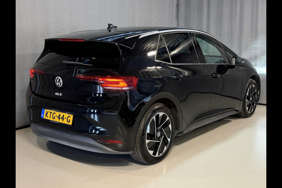 Volkswagen ID.3 Pure 52 kWh 18"/Adaptieve Cruise/Apple Carplay & Android Auto/DAB/Navigatie/Sfeerverlichting/Camera/Stuur + stoelverwarming