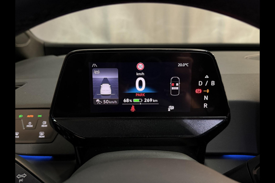 Volkswagen ID.3 Pure 52 kWh 18"/Adaptieve Cruise/Apple Carplay & Android Auto/DAB/Navigatie/Sfeerverlichting/Camera/Stuur + stoelverwarming