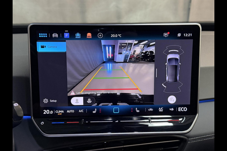 Volkswagen ID.3 Pure 52 kWh 18"/Adaptieve Cruise/Apple Carplay & Android Auto/DAB/Navigatie/Sfeerverlichting/Camera/Stuur + stoelverwarming