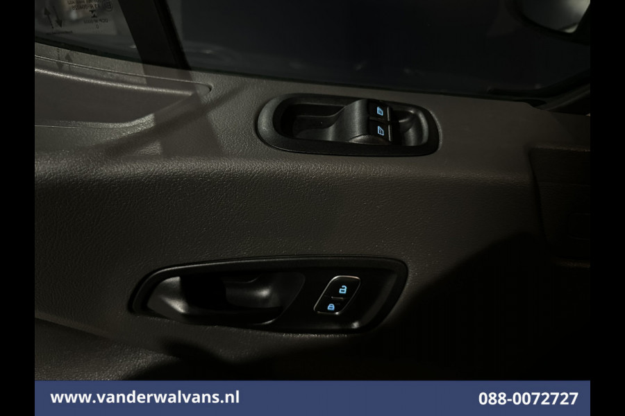 Ford Transit 2.0 TDCI 131pk Bakwagen Laadklep Zijdeur Euro6 Airco | Navigatie | Camera | Apple Carplay Android Auto, Cruisecontrol, Stoelverwarming