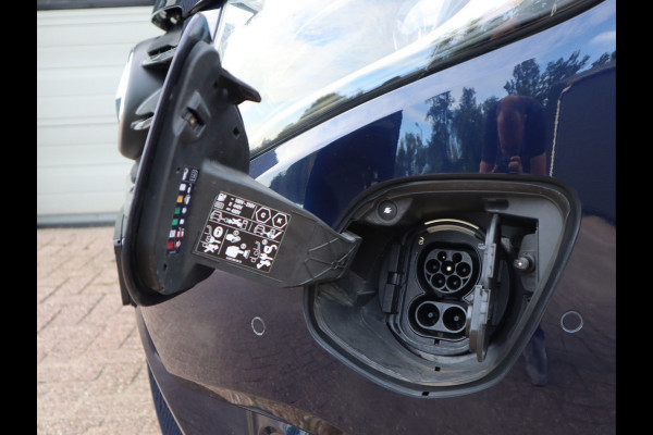 Mercedes-Benz EVITO TOURER 90 kWh Pro - 8 Persoons Kombi - incl.Taxi pakket - L2 Lang