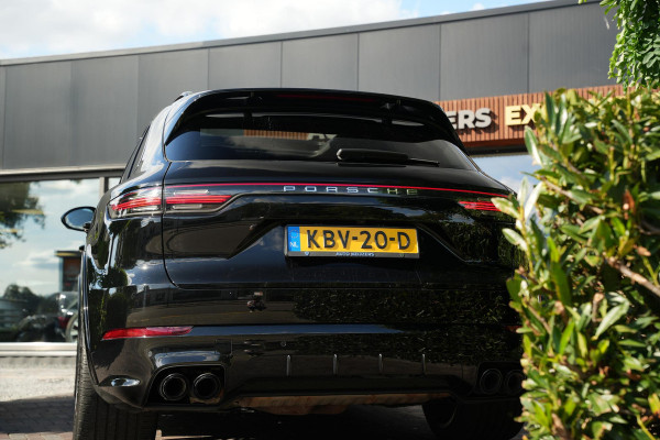 Porsche Cayenne 3.0 E-Hybrid Panoramadak Sportchrono HeadUp Stoelvent. Trekhaak 22''LM