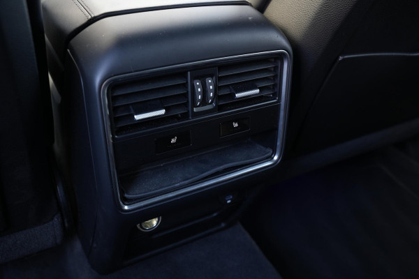 Porsche Cayenne 3.0 E-Hybrid Panoramadak Sportchrono HeadUp Stoelvent. Trekhaak 22''LM