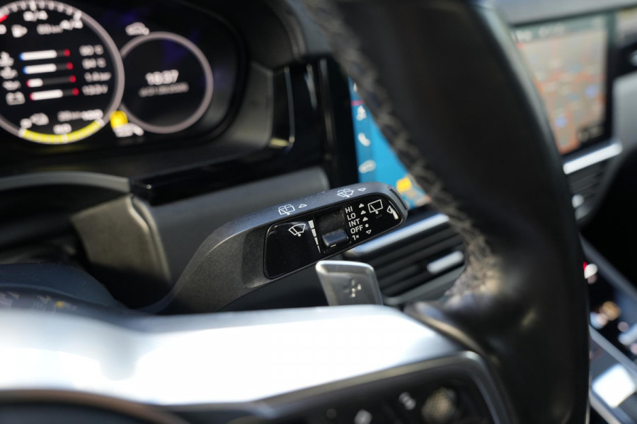 Porsche Cayenne 3.0 E-Hybrid Panoramadak Sportchrono HeadUp Stoelvent. Trekhaak 22''LM