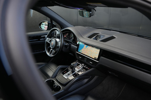 Porsche Cayenne 3.0 E-Hybrid Panoramadak Sportchrono HeadUp Stoelvent. Trekhaak 22''LM