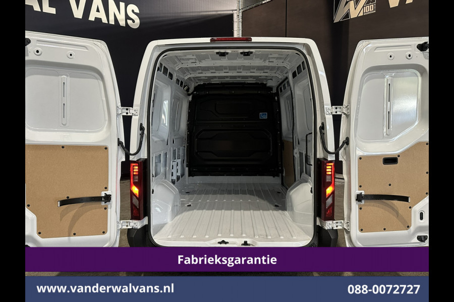 Nissan Interstar 2.3 dCi 131pk L2H2 Fabrieksgarantie Euro6 Airco | LED | Apple Carplay | Cruisecontrol | Android Auto Parkeersensoren, Bijrijdersbank, 2500kg trekvermogen