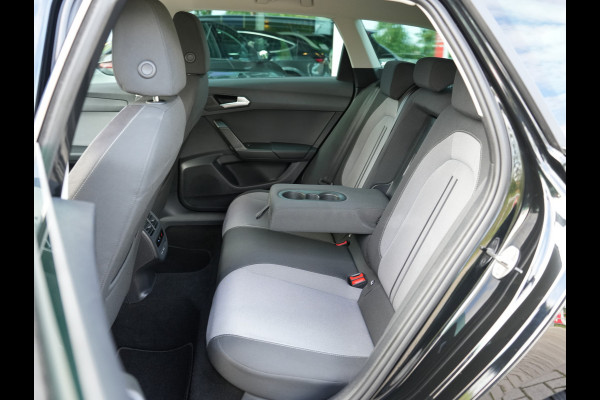 Seat Leon Sportstourer 1.0 eTSI Style Business Intense | Cruise control adaptief | Apple Carplay/Android Auto | Achteruitrijcamera |