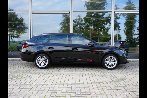 Seat Leon Sportstourer 1.0 eTSI Style Business Intense | Cruise control adaptief | Apple Carplay/Android Auto | Achteruitrijcamera |