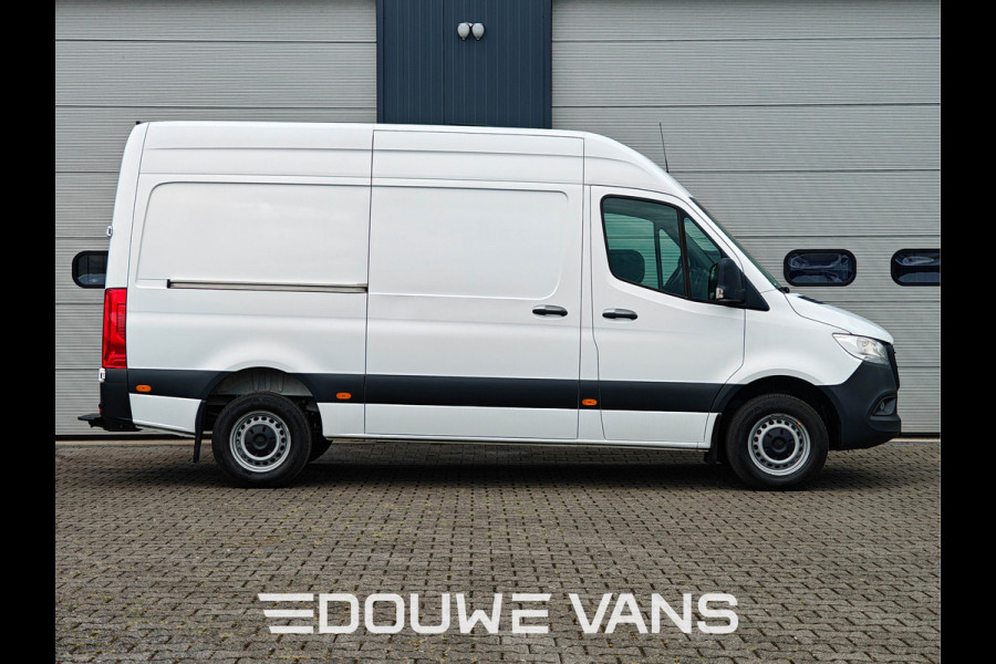 Mercedes-Benz Sprinter 317 L2H2 Automaat Distronic Trekhaak Omvormer Navi