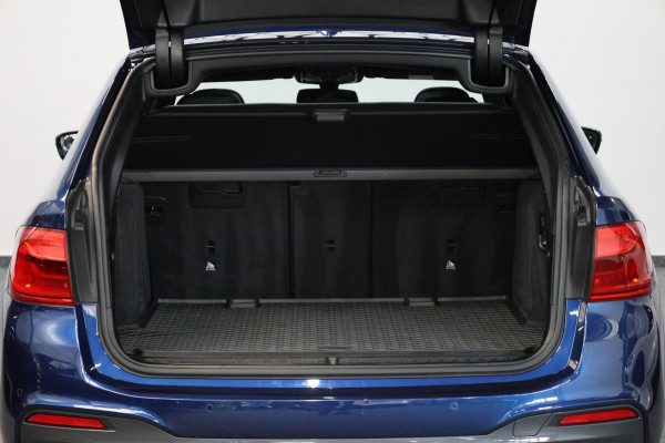 BMW 5 Serie Touring 540i xDrive M-Sport LED/VIRTUAL/SFEER/PANO/LEER+S.VERWARMING+MEMORY/19" LMV/360/ACC/ECC/12 MND GARANTIE!