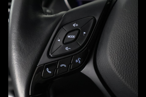Toyota C-HR 1.8 Hybrid Dynamic Bi-Tone | Stoelverwarming | Apple Carplay & AndroidAUTO |