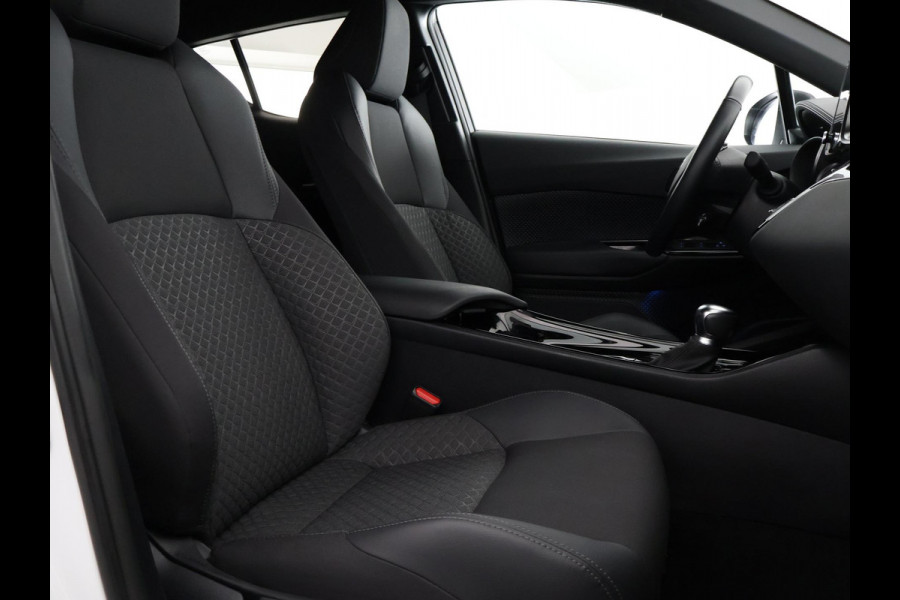 Toyota C-HR 1.8 Hybrid Dynamic Bi-Tone | Stoelverwarming | Apple Carplay & AndroidAUTO |