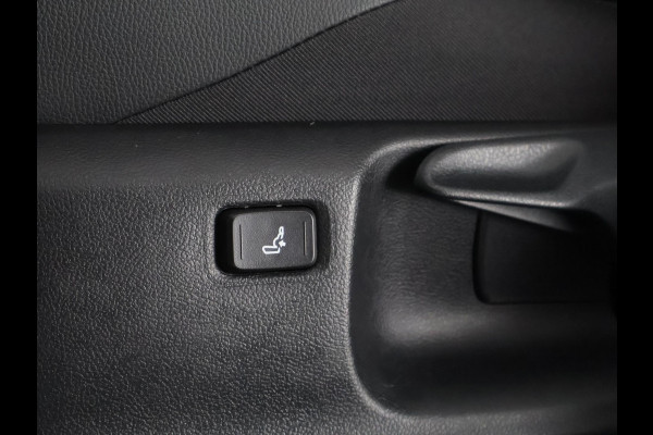 Toyota C-HR 1.8 Hybrid Dynamic Bi-Tone | Stoelverwarming | Apple Carplay & AndroidAUTO |