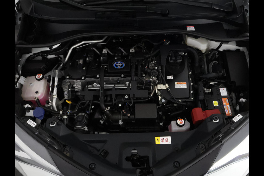 Toyota C-HR 1.8 Hybrid Dynamic Bi-Tone | Stoelverwarming | Apple Carplay & AndroidAUTO |