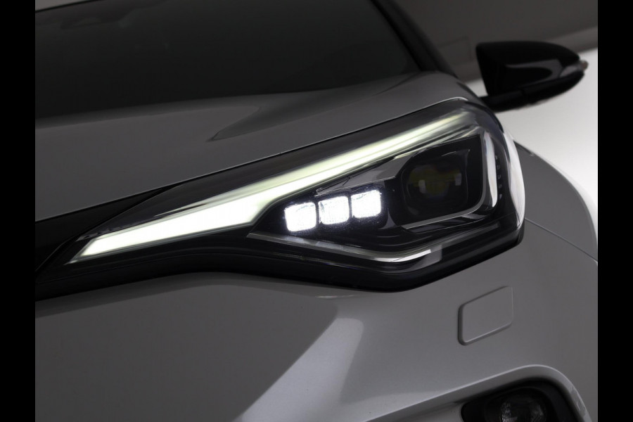 Toyota C-HR 1.8 Hybrid Dynamic Bi-Tone | Stoelverwarming | Apple Carplay & AndroidAUTO |