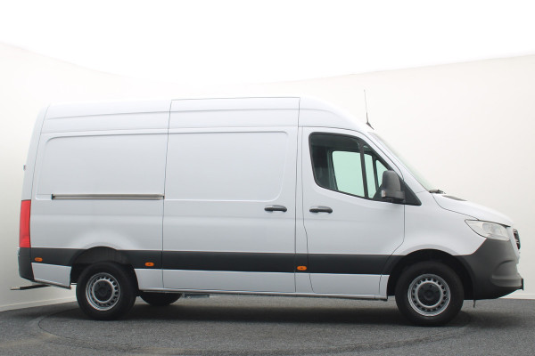 Mercedes-Benz Sprinter 317 L2H2 RWD 2x Schuifdeur, Trekhaak 3500KG, Apple Carplay, Camera, Dodehoeksensor