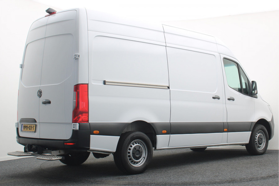 Mercedes-Benz Sprinter 317 L2H2 RWD 2x Schuifdeur, Trekhaak 3500KG, Apple Carplay, Camera, Dodehoeksensor