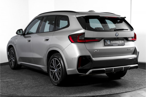 BMW X1 xDrive25e 245 PK M-Sport | Premium Pack | Cruise | Dig. Cockpit | Stoelverw. | PDC | Camera | NAV+App. Connect | ECC | Elek. Klep | LM 18" | 9072