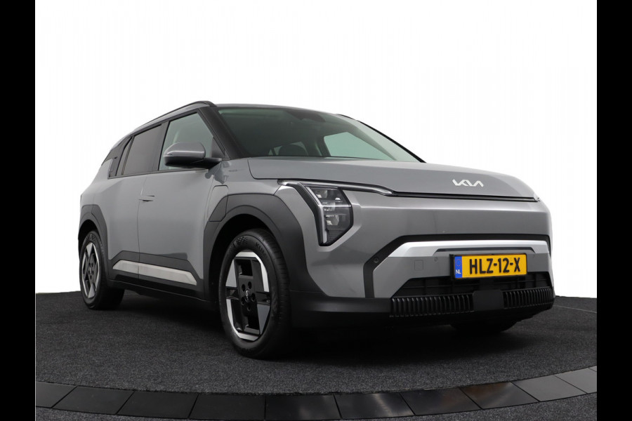 Kia EV3 Plus 81.4 kWh - Stoel/stuurwiel verwarming - Adaptieve Cruisecontrole - LED lampen - Fabrieksgarantie tot 04-2032