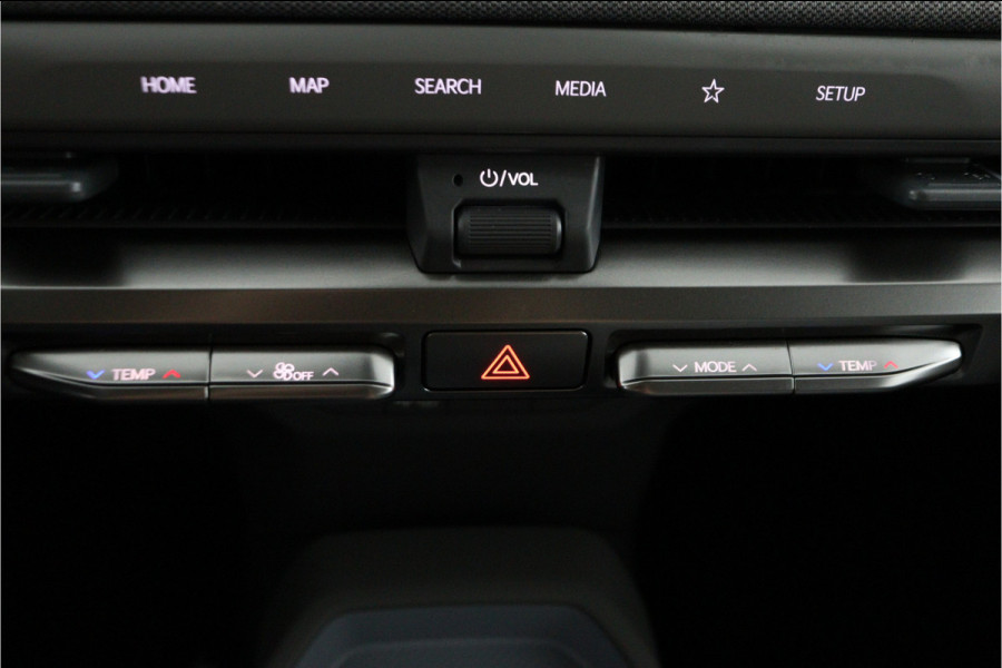 Kia EV3 Plus 81.4 kWh - Stoel/stuurwiel verwarming - Adaptieve Cruisecontrole - LED lampen - Fabrieksgarantie tot 04-2032