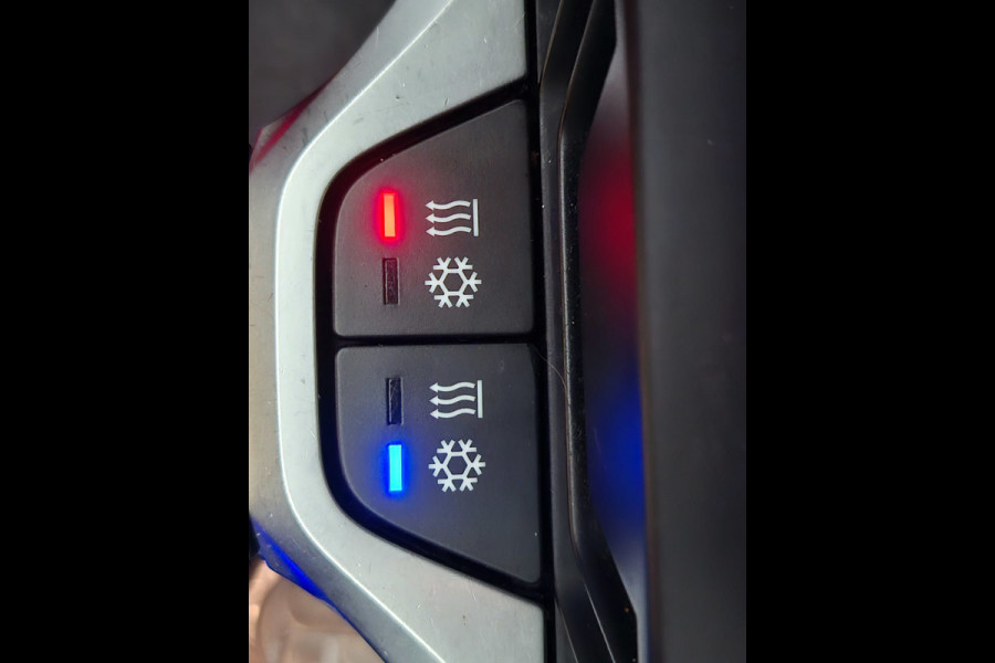 BMW X5 XDrive30d High Executive M-Sport | HUD | Pano | H/K | Trekhaak | Dealer Onderhouden
