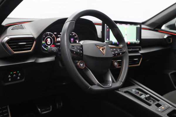 CUPRA Formentor 1.4 e-Hybrid VZ 245 PK Copper Edition PHEV, Panoramadak, Memory, Adap. Crusie Control