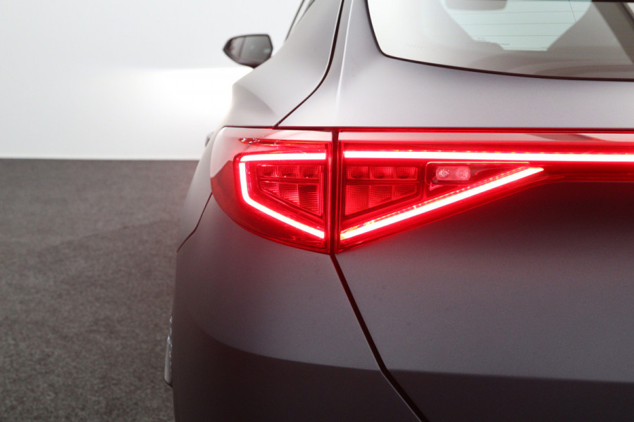 CUPRA Formentor 1.4 e-Hybrid VZ 245 PK Copper Edition PHEV, Panoramadak, Memory, Adap. Crusie Control