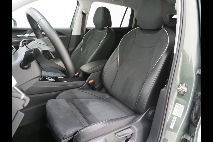 Volkswagen Tayron 1.5 eHybrid Elegance 272PK | Leder/Alcantara | Trekhaak | Massage | 360 | Keyless | Adaptive Cruise | Sfeerlicht | Matrix