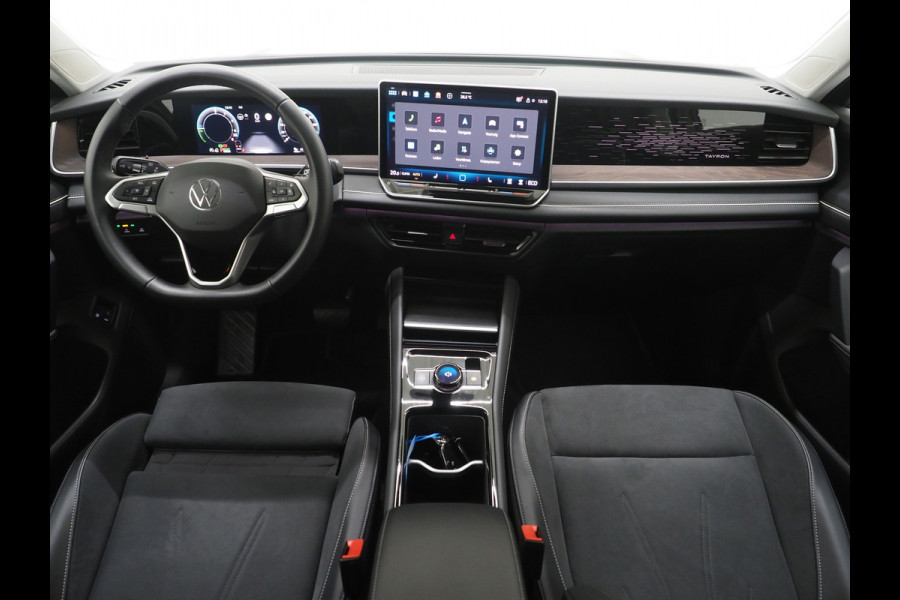 Volkswagen Tayron 1.5 eHybrid Elegance 272PK | Leder/Alcantara | Trekhaak | Massage | 360 | Keyless | Adaptive Cruise | Sfeerlicht | Matrix