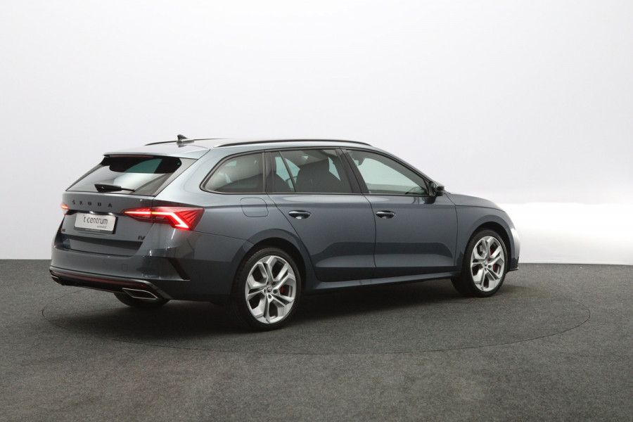 Škoda Octavia Combi 245 PK 1.4 TSI RS iV PHEV Business PHEV, Stoelverwarming, Carplay, Head-Up