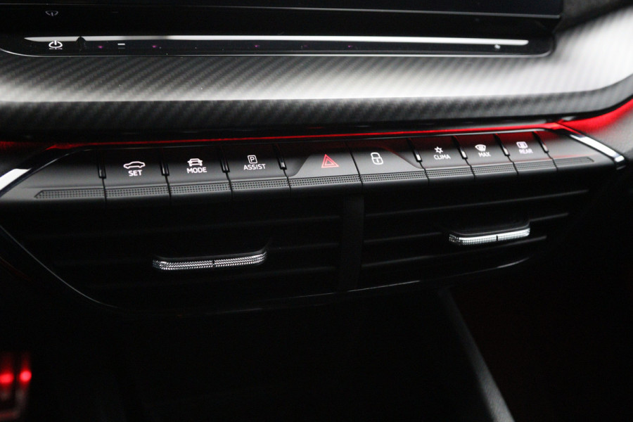 Škoda Octavia Combi 245 PK 1.4 TSI RS iV PHEV Business PHEV, Stoelverwarming, Carplay, Head-Up